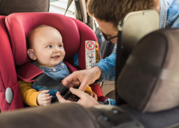 Sièges auto pour bébés et enfants